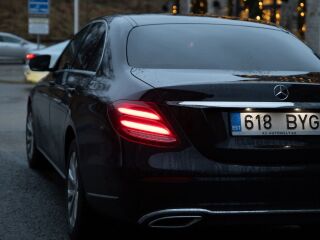 Mercedes-Benz E 220 2.0 143kW