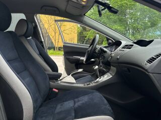 Honda Civic 1.8 103kW