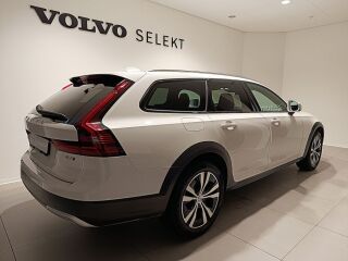 Volvo V90 Cross Country AWD B4 KERS 2.0 145kW
