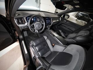 Volvo XC60 R-Design 2.0 D4 140kW