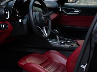 Alfa Romeo Giulia Veloce 2.0 206kW
