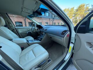 Volvo XC90 2.5 154kW