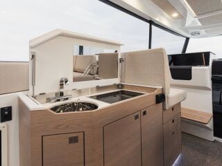 Quarken 35 Cabin Yamaha 2x Yamaha F300