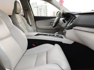 Volvo XC90 Inscription OPTION R-Design 2.0 173kW