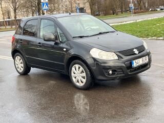 Suzuki SX4 Laxery edition 1.5 R4 16v 82kW