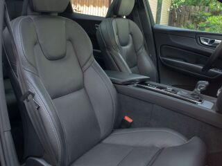 Volvo XC60 AWD MY19 R-Design Intelli PRO Xenium Lux 2.0 D5 173кВ