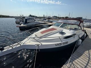 Regal Valiantti 225 SC 225hp 4.3 V6