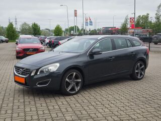 Volvo V60 SUMMUM 2.4 158kW