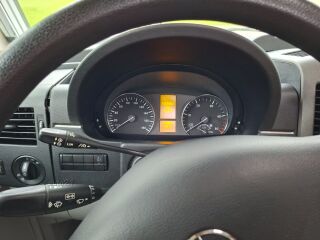 Mercedes-Benz Rapido 992M 3.0 V6 135kW