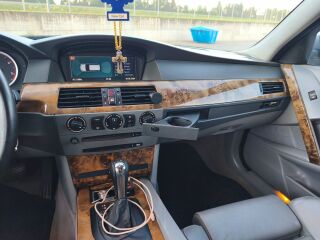BMW 525 2.5 130kW