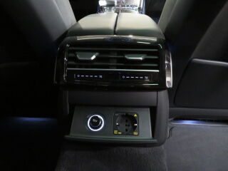 Audi A8 60 TFSI e quattro 3.0 340kW