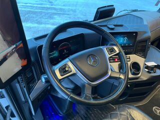 Mercedes-Benz Actros 2863 6x4 460kW