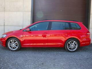 Volkswagen Golf 1.0 85kW