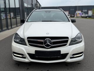 Mercedes-Benz C 300 CDI T 4Matic BlueEfficiency Avantgarde 3.0 V6 CDI 170kW