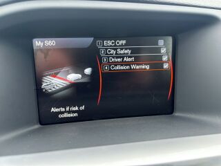 Volvo S60 City Safety 2.0 R5 D3 120kW