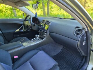 Lexus IS 250 2.5 153кВ