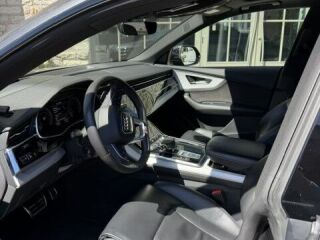 Audi Q8 Quattro S-line 3.0 210kW