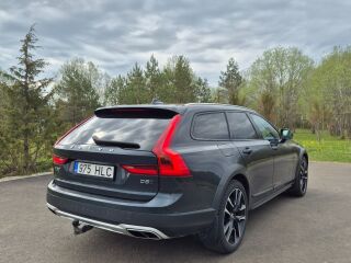 Volvo V90 Cross Country 2.0 173kW