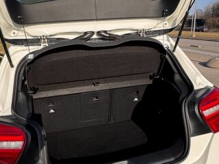 Mercedes-Benz A 160 1.5 66kW