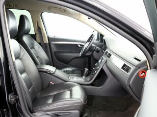 Volvo XC70 Summum AWD ATM 2.4 D5 136kW