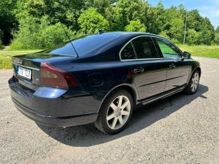 Volvo S80 2.4 D5 136кВ