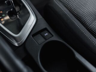 Toyota Auris Comfort Line 1.6 97кВ