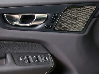 Volvo XC60 AWD BLACK EDITION INTELLI SAFE PRO 2.0 T6 Recharge Long Range Plug In Hybrid 293kW