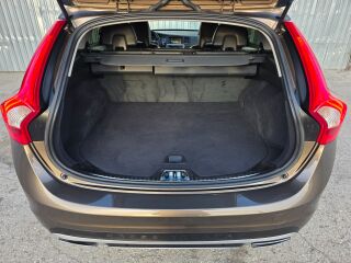 Volvo V60 Cross Country Pro Luxury Bronze 2.0 D3 110кВ