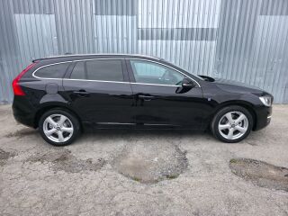 Volvo V60 Ocean Race Onyx Black 2.0 88кВ