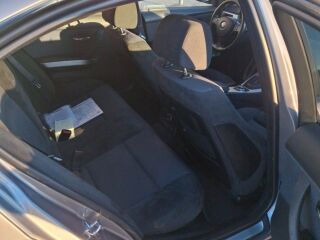 BMW 330 XD LCI M-Pakett 3.0 R6 180kW