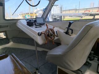 Bella  R3 Volvo Penta 32кВ