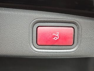 Mercedes-Benz E 220 Avantgarde 2.0 143кВ