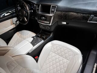 Mercedes-Benz GL 550 AMG 4Matic Designo 4.7 V8 320kW