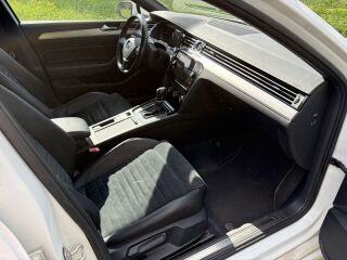 Volkswagen Passat R-line 2.0 110kW