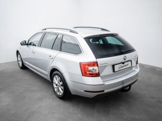 Skoda Octavia Combi 1.8 132кВ