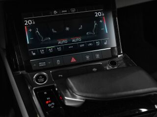 Audi e-tron 55 300kW