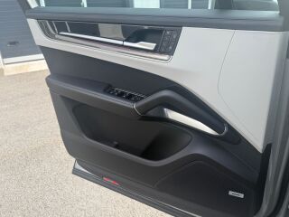 Porsche Cayenne Sport Design Pakett 3.0 260kW