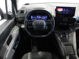 Toyota ProAce City City Verso Compact Electric Family 62kW