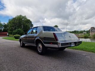 Lincoln Continental tehasest 2.4 TD 85kW