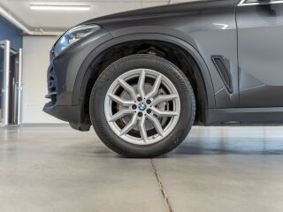 BMW X5 xDrive30d 3.0 210kW