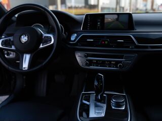 BMW 730 3.0 195кВ