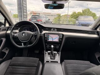 Volkswagen Passat Highline 1.8 132kW