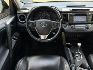 Toyota RAV4 2.2 110kW