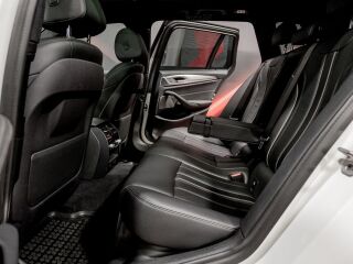 BMW 540 d x-Drive M-sportpakett Shadowline 3.0 235kW