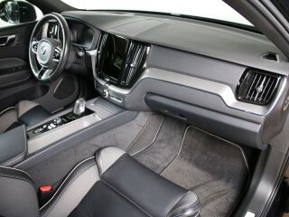 Volvo XC60 AWD R-DESIGN XENIUM INTELLI SAFE PRO 2.0 T8 Recharge Plug-In-Hybrid 288kW