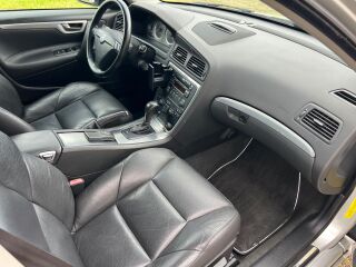 Volvo V70 Facelift 4WD 2.4 D5 136kW