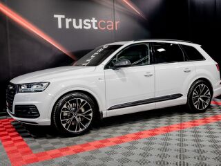 Audi Q7 S-Line plus Quattro 3.0 200kW