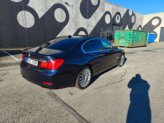 BMW 740 3.0 225kW