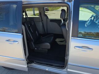 Lancia Voyager 2.8 120kW
