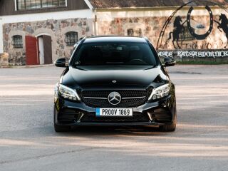 Mercedes-Benz C 220 Amg-Pakett 2.0 143kW